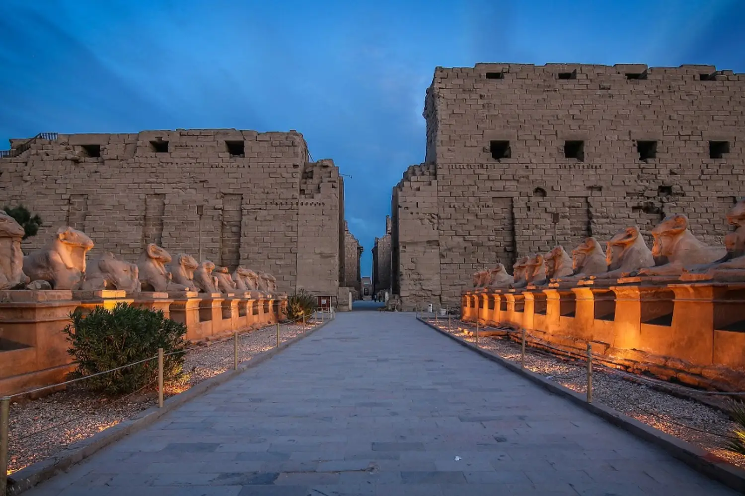 Cairo Nile Cruise And Hurghada Tour